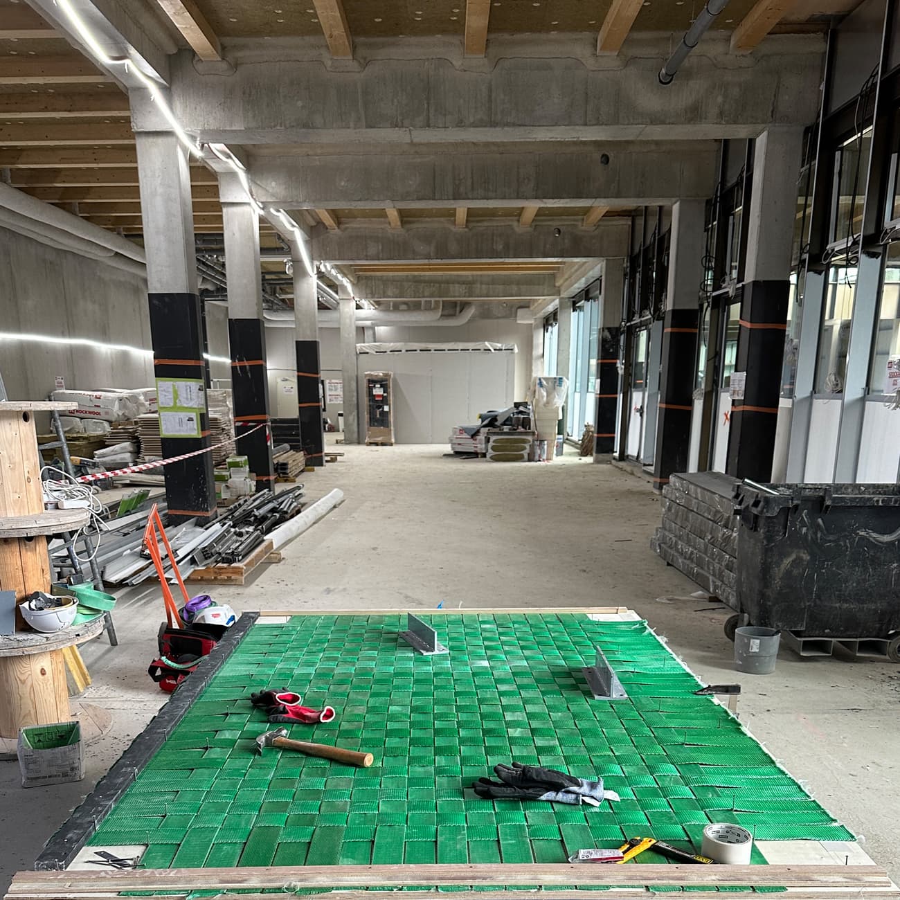 Home Affairs HISTOIRE DE TAPIS / STORY OF RUGS