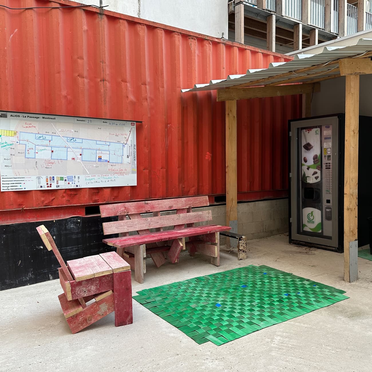 Home Affairs TAPIS REC.L